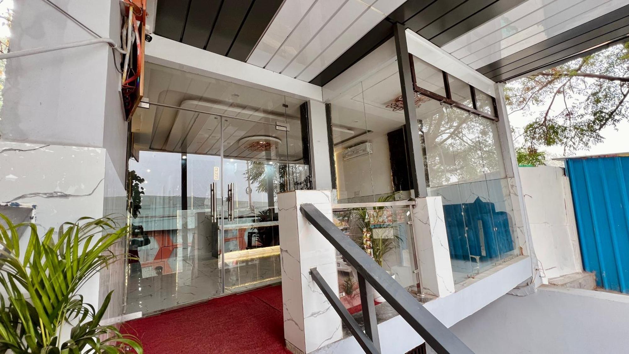Aerovilla By Jmd Group Nova Deli Exterior foto